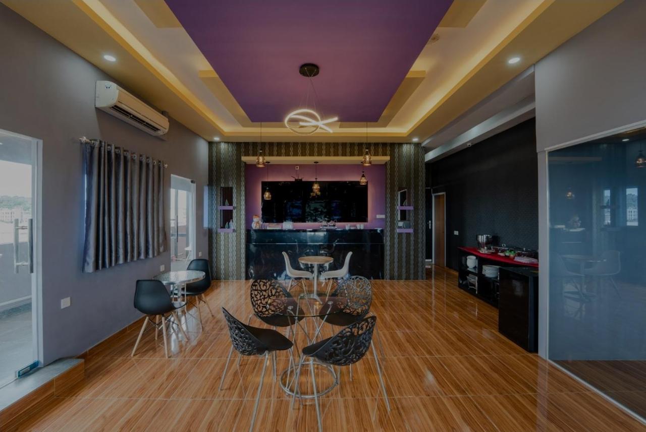 Osaka Hotel Batam Наґойя Екстер'єр фото