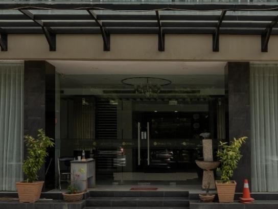 Osaka Hotel Batam Наґойя Екстер'єр фото